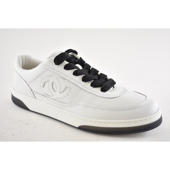 Chanel 24P White Black Leather CC Logo Flat Lace Up Runner Trainer Sneaker 42 - Picture 4 of 15